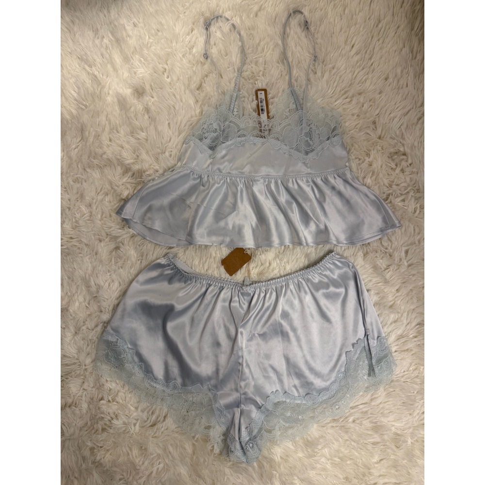 SKIMS | Woven Shine Babydoll and Short Set | XS | Cloud - Picture 3 of 8